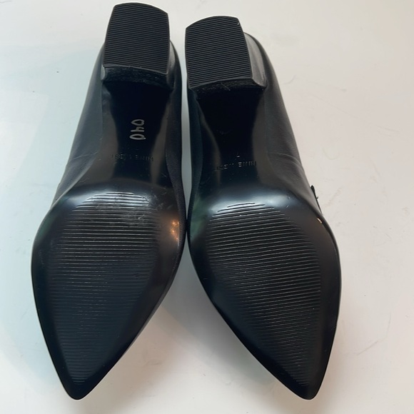 NINE WEST BLACK POINTED TOE HEELS - Picture 6 of 9